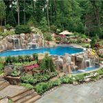 Landscaping Ideas For Your Pool Surrounds