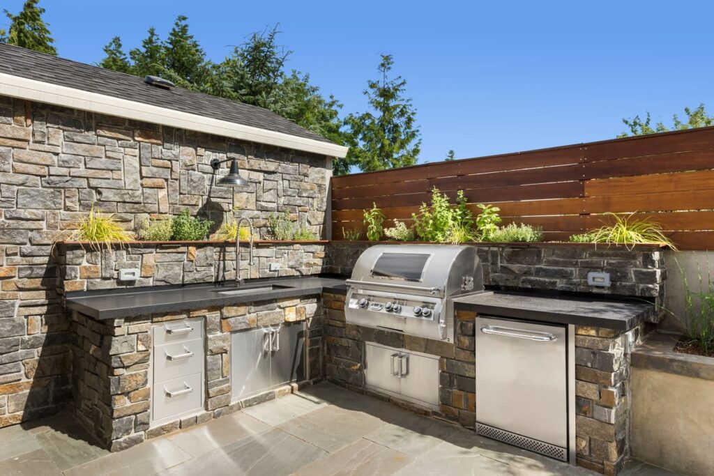 Building an Outdoor Kitchen