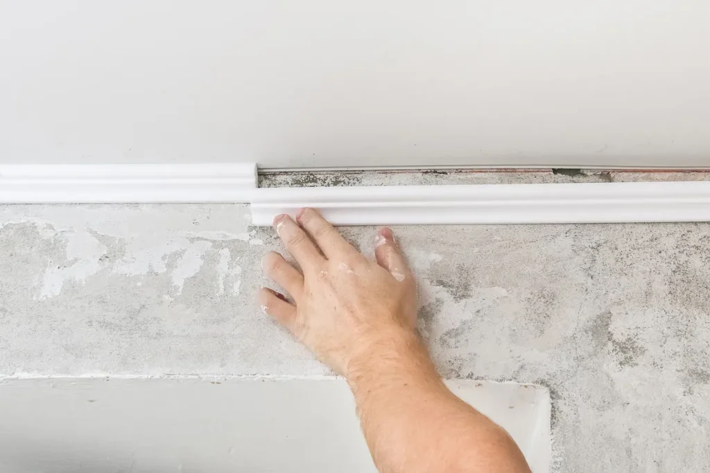 shoe molding shoe molding