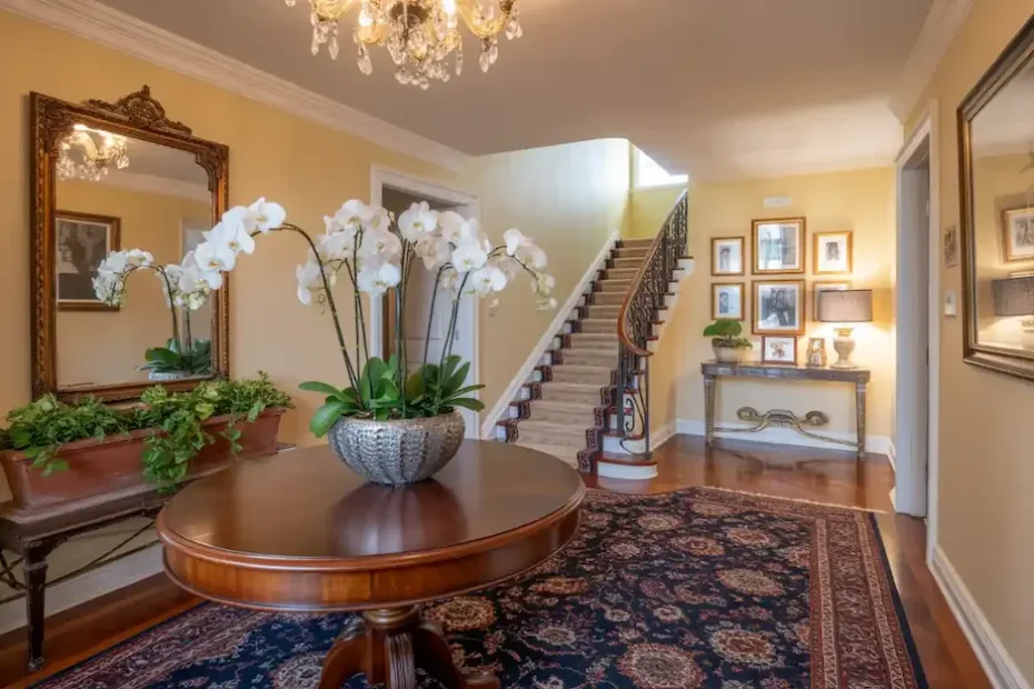 home foyer decor ideas